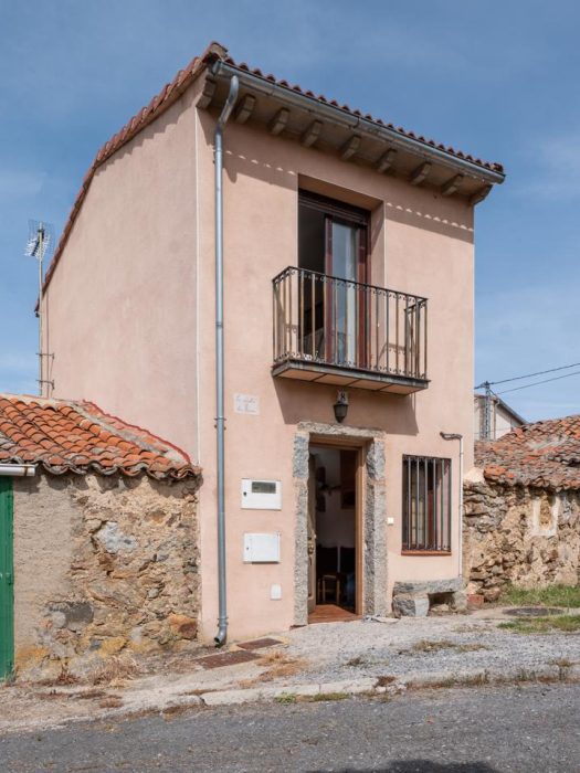 Acogedora vivienda con balcón a 15km de Ávila