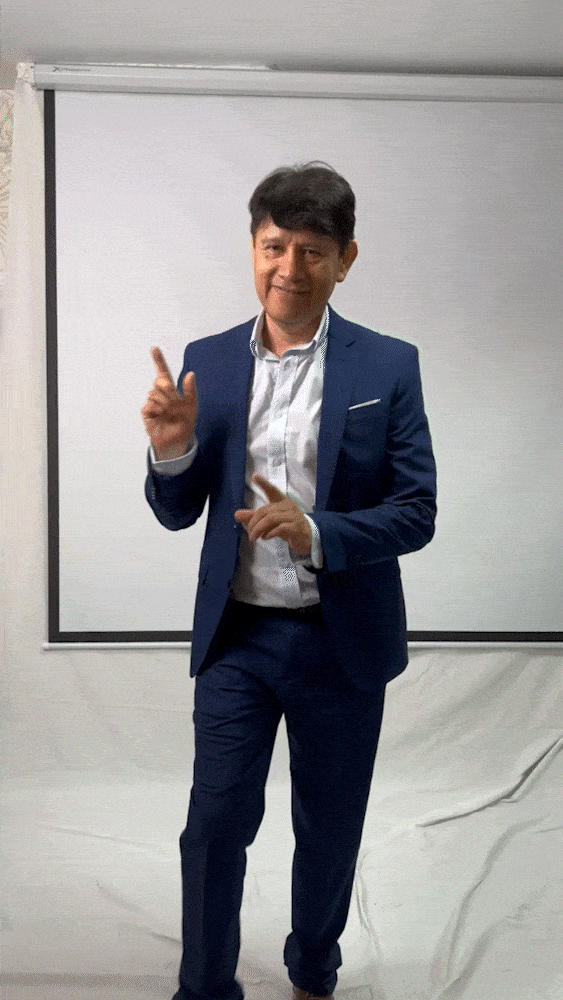V. Raúl Urbina